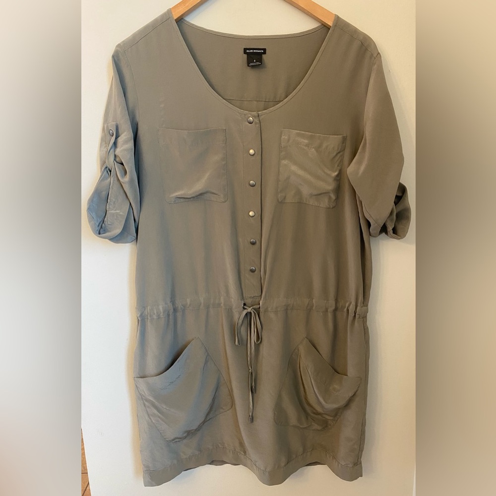 Club Monaco 100% Silk Utility Mini Shirt Dress Size 2 Green Minimalist - Picture 2 of 9